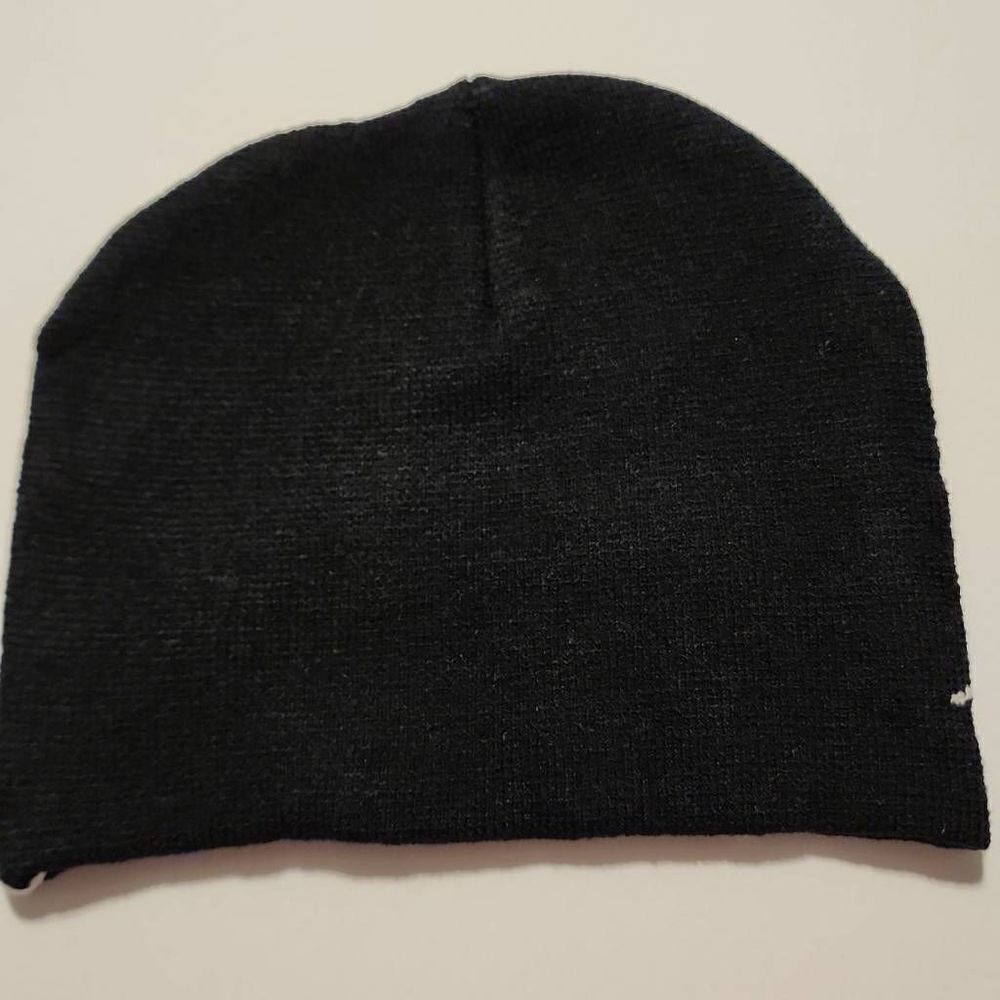 Unbranded Unisex Black Knitted Beanie with White Spider NWOT - Picture 3 of 4
